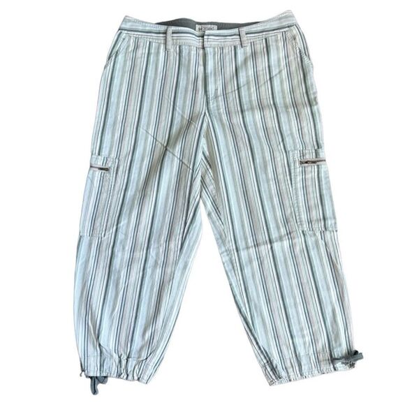 Bay Studio Khakis Green Striped Pants Capri Ankle Cotton Size 12 - Picture 1 of 15